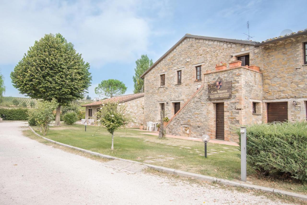 Casa Vacanze Vecchio Granaio 마지오네 외부 사진